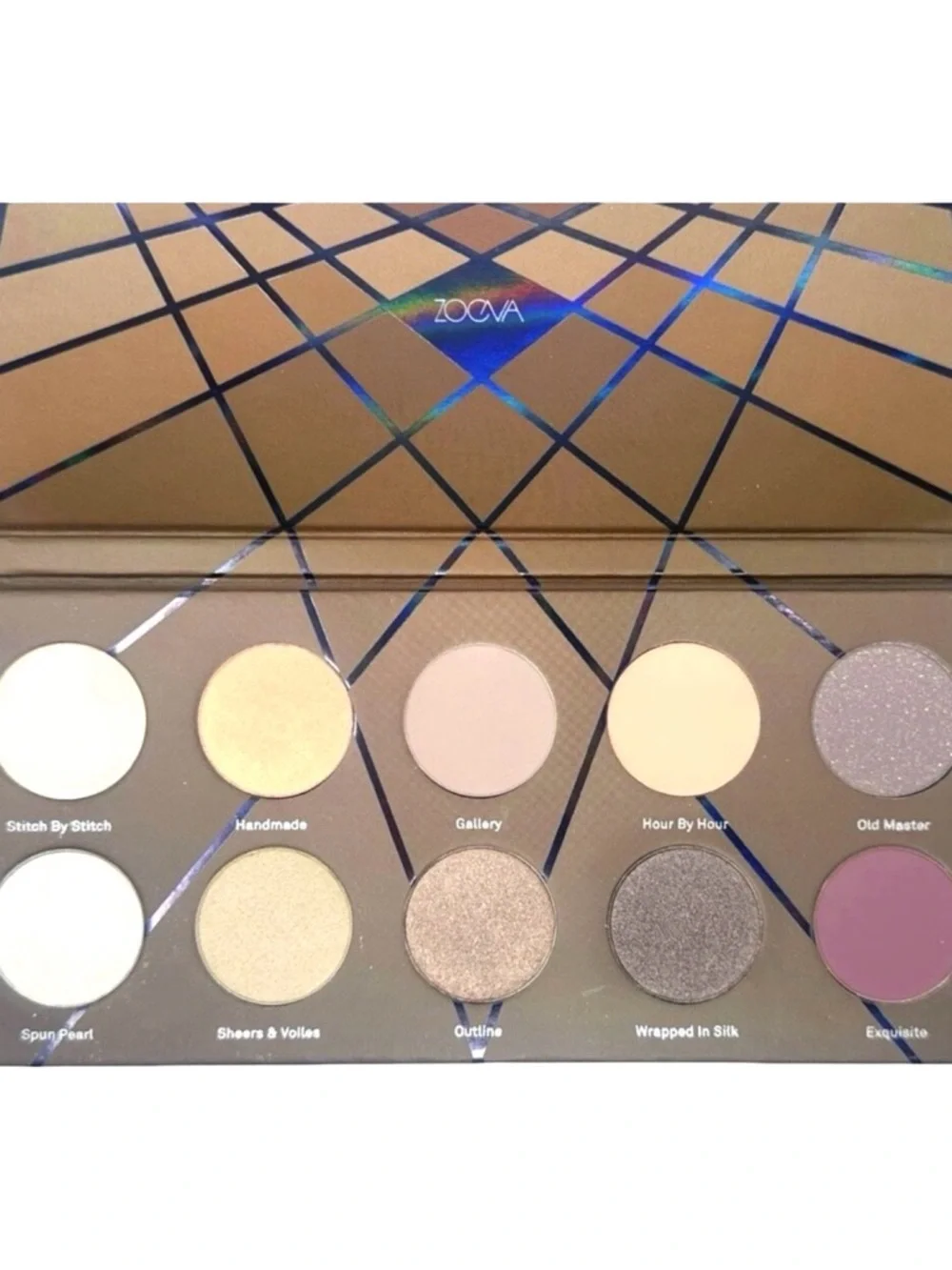 ZOEVA en taupe
